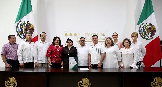 Ejecutivo entrega quinto Informe de Gobierno al Congreso, como marca la Constitución