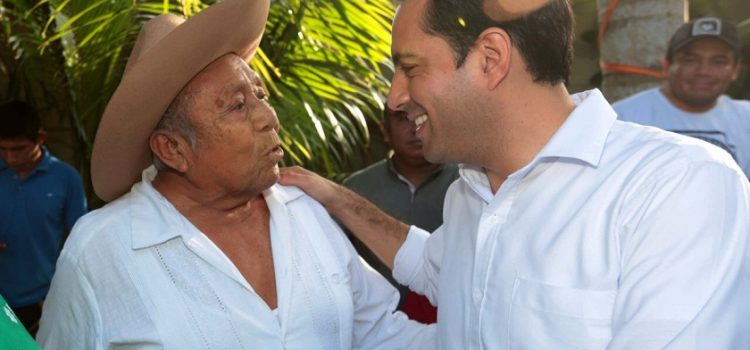 Escuchar a todos para dar más a Yucatán: Mauricio Vila