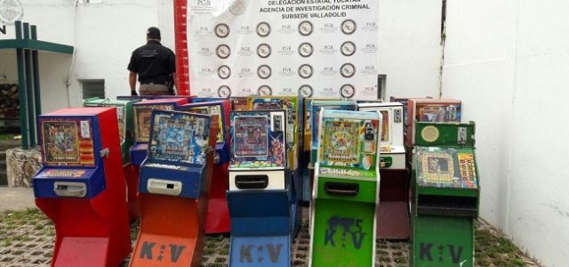 Aseguran máquinas tragamonedas en Valladolid