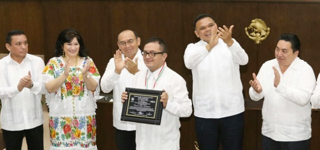 Reconocen trayectoria de la Orquesta Típica Yukalpetén