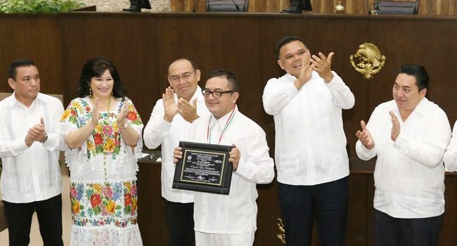 Reconocen trayectoria de la Orquesta Típica Yukalpetén