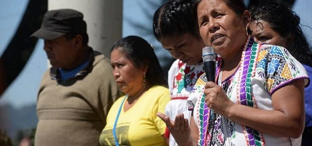 Se accidenta la aspirante presidencial Marichuy