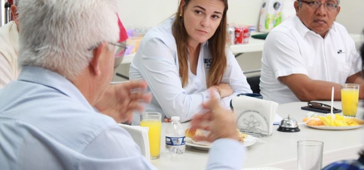 Académicos de la UADY enriquecen propuestas de Cecilia Patrón
