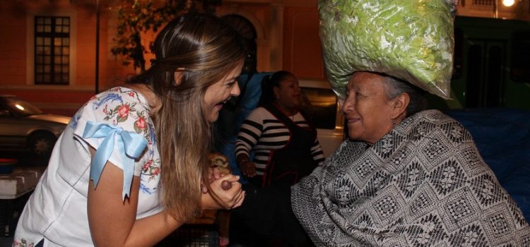 Palpa Cecilia Patrón el sacrificio y esfuerzo de empleados madrugadores