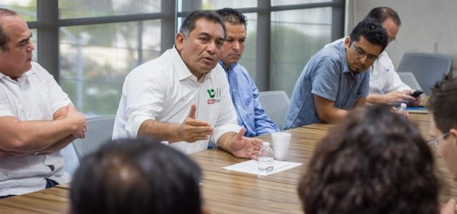 Solicitan a Víctor Caballero trasformar a Mérida en ciudad digital