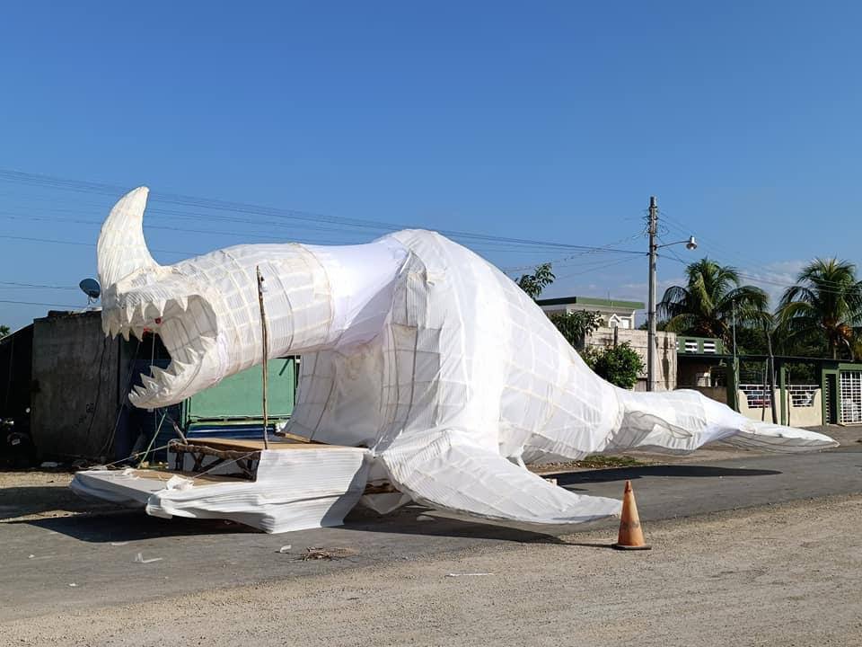 Increíbles carros alegóricos en el Carnaval de Dzilam de Bravo Con Acento