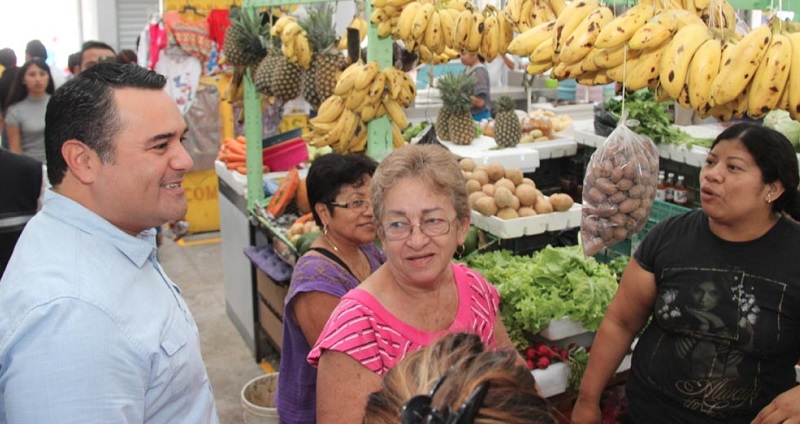Photo of Los mercados, parte fundamental de la cultura yucateca: Renán Barrera
