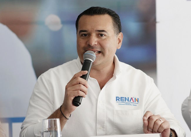 Photo of Renán Barrera firma acuerdo histórico para la ciudad de Mérida