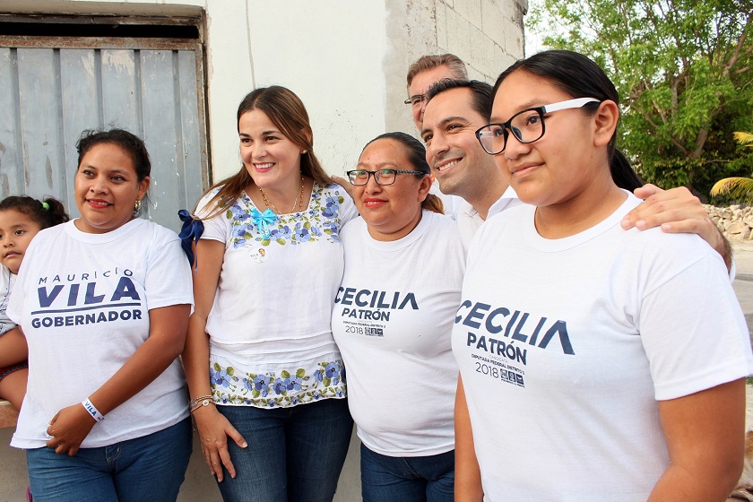 Photo of Agradecen trabajo de Cecilia Patrón en Xoclán, Susulá y Nueva Mulsay