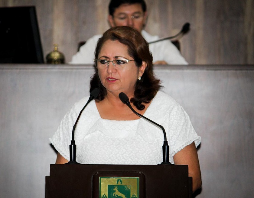 Photo of Necesario crear comisión para revisar Granja de Homún, afirma Silvia López Escoffié