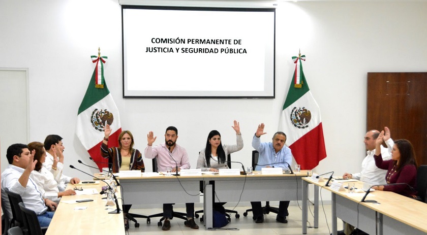 Photo of Comparecen ante diputados los aspirantes a Fiscal General