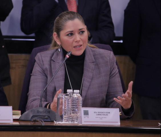 Photo of Funcionarios federales cancelan reunión con legisladores sobre  combate a “huachicol”