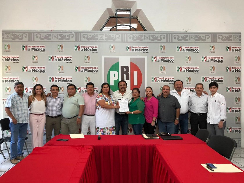 Photo of Aspirantes a la presidencia estatal del PRI Yucatán, firman Pacto de Civilidad