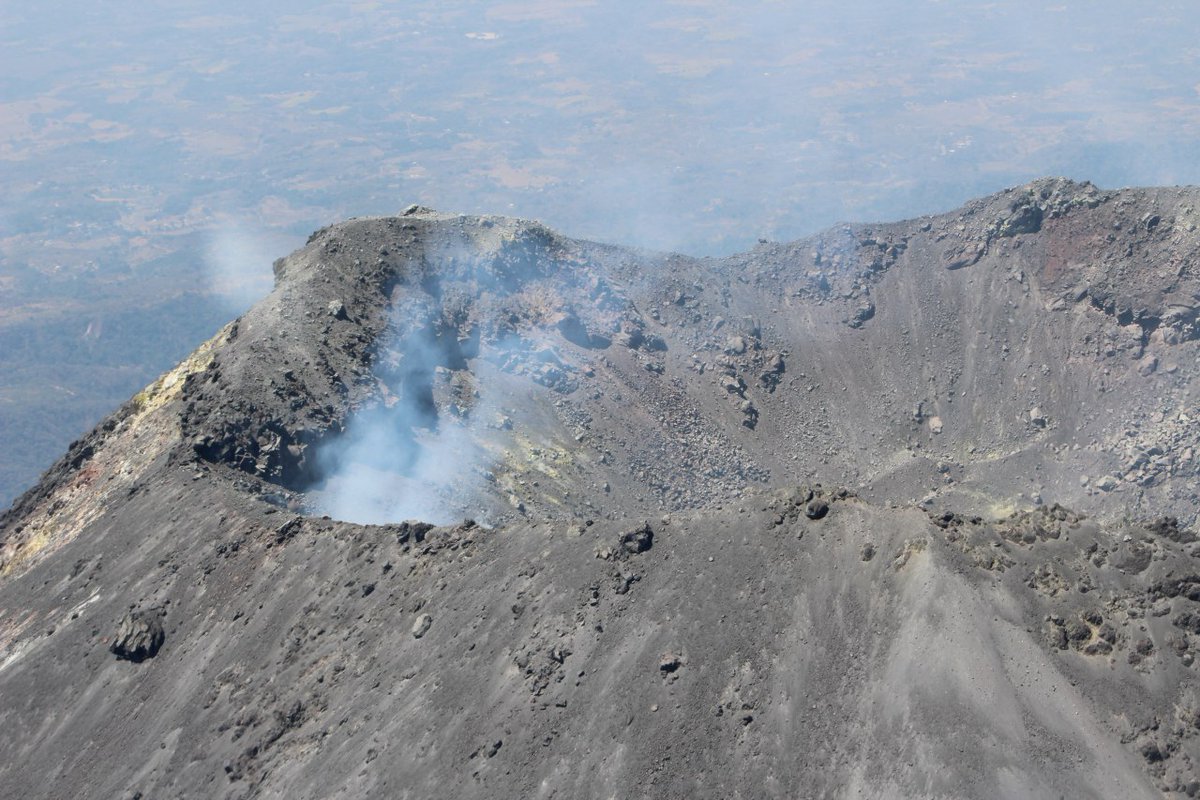 Photo of Alertan de riesgo de explosión moderada de volcán de Colima