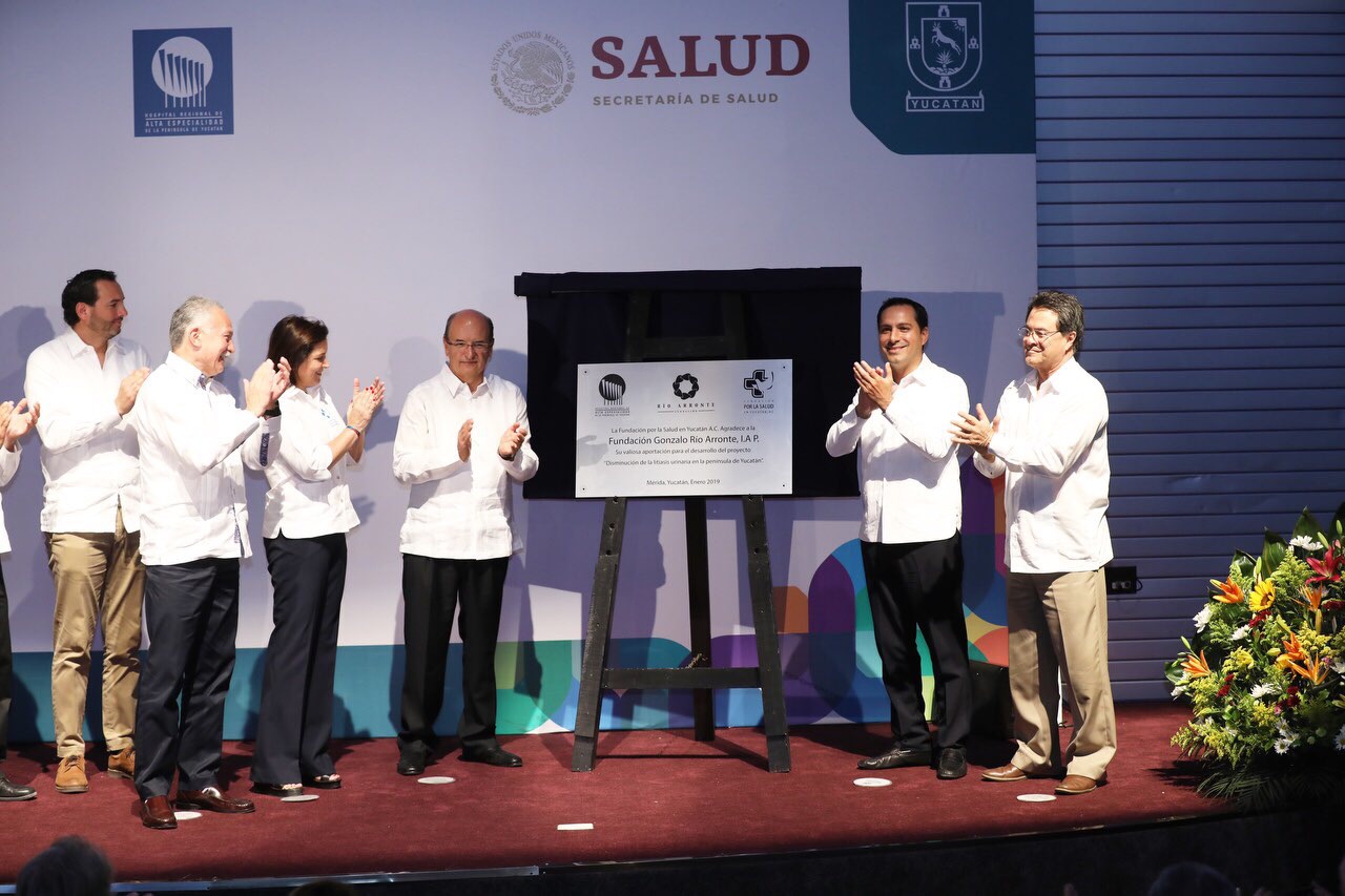 Photo of Entrega el Gobernador Mauricio Vila Dosal equipo médico para mejorar la calidad de vida de los yucatecos