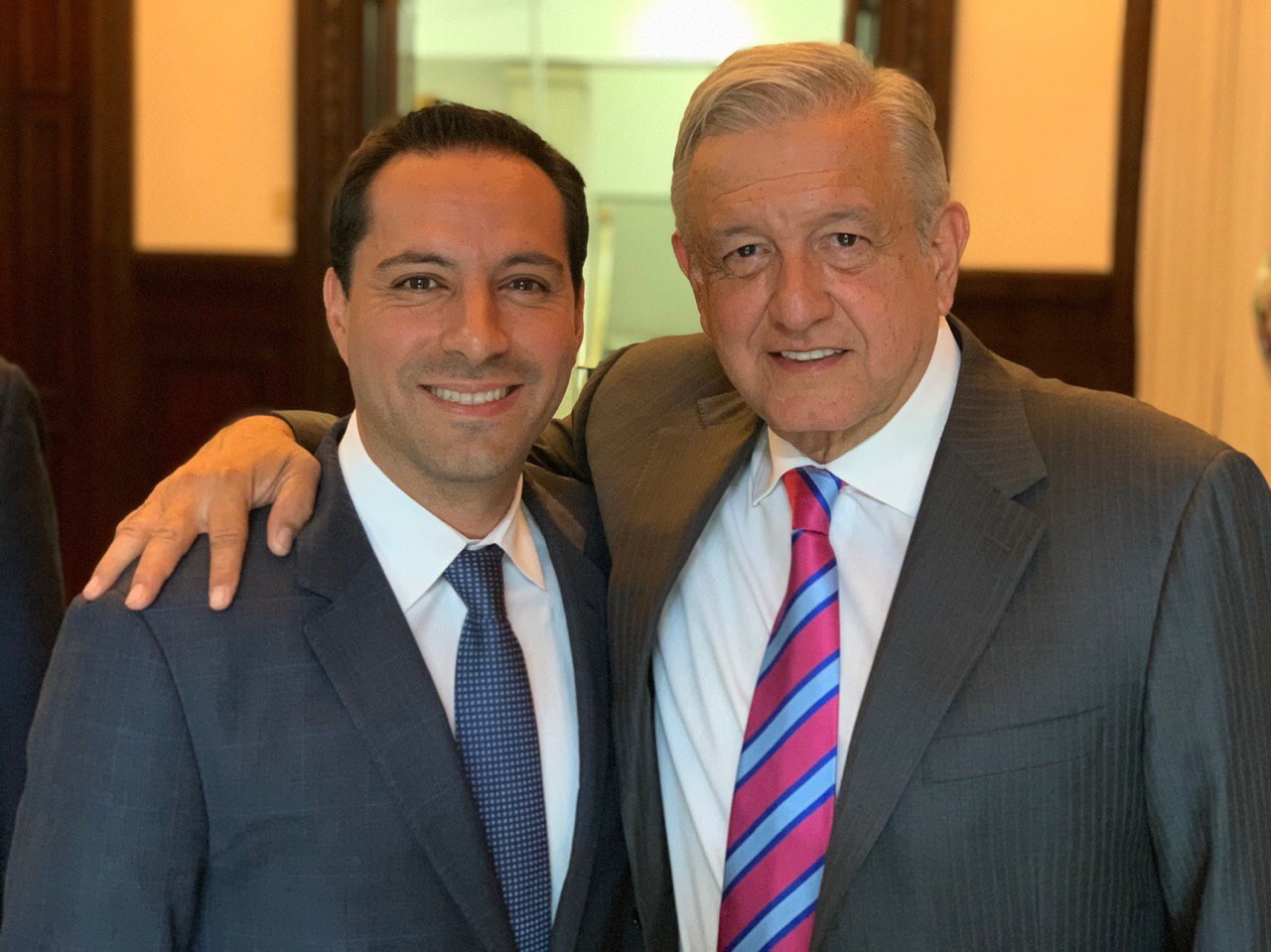 Photo of El Gobernador Mauricio Vila de nuevo se reúne con AMLO en Palacio Nacional