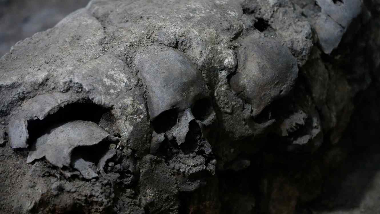 Photo of Arqueólogos mexicanos descubren restos desfigurados de españoles durante la Conquista de México