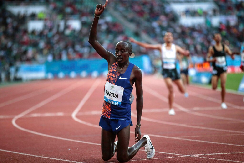Photo of Atleta keniano de 17 años desata polémica por su físico