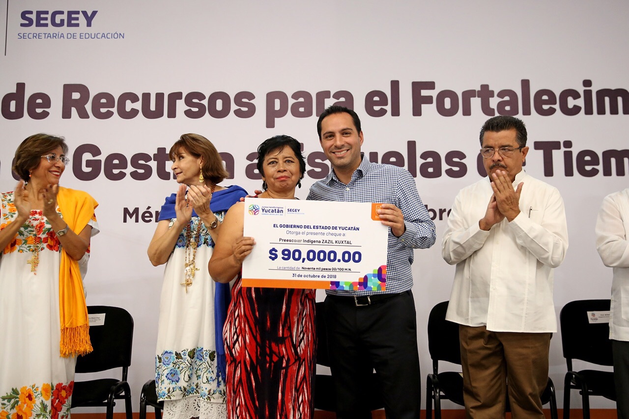 Photo of Gobernador Mauricio Vila anuncia incremento salarial para más de 28 mil trabajadores de la educación en Yucatán