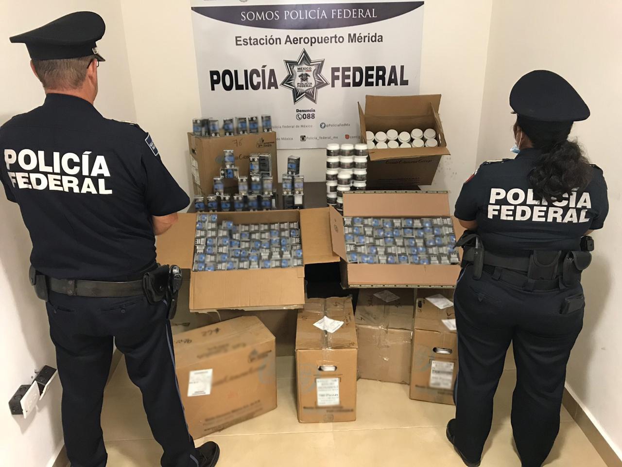 Photo of Policía Federal asegura productos ilegales en el Aeropuerto de Mérida