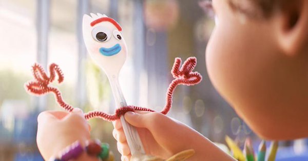 Photo of Disney retira los juguetes de Forky por peligrosos para los niños