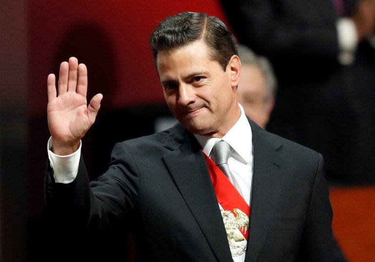 Photo of Afirman que Peña Nieto ya se autoexilió «ante temor a ser perseguido»