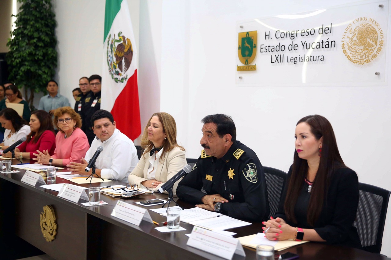 Photo of Presentan a diputados locales los beneficios de la iniciativa “Yucatán Seguro”