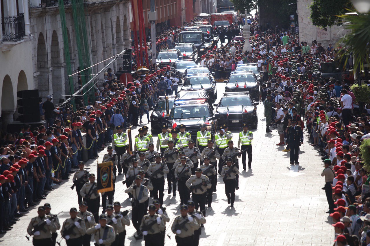 Photo of Patriotismo y alta participación cívica en el Desfile del 16 de septiembre
