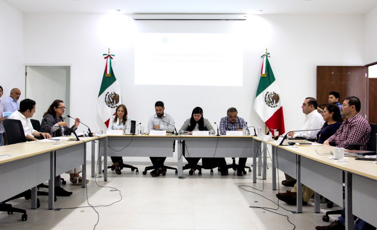 Photo of LXII Legislatura firma convenio con Colegio de Abogados
