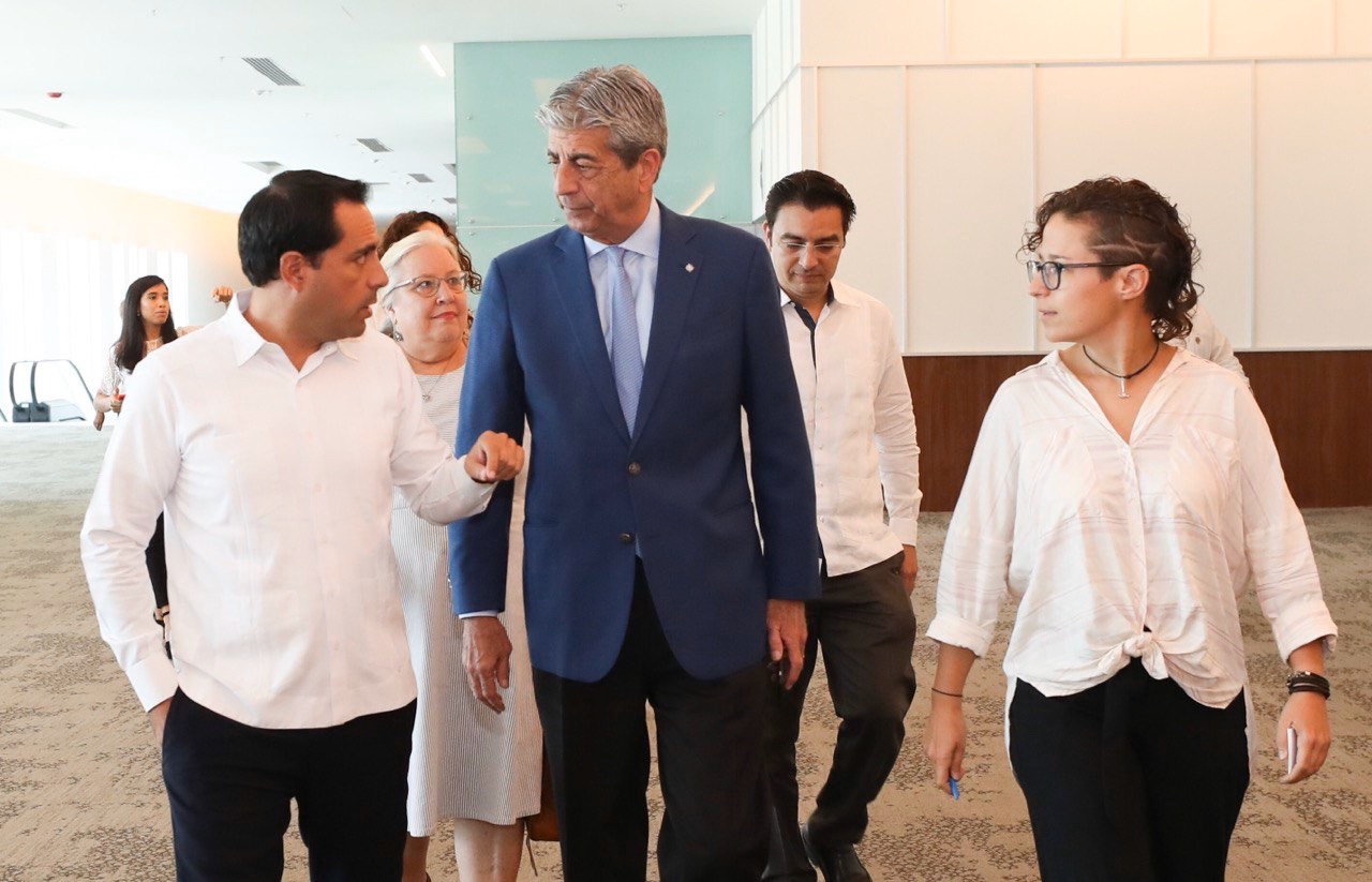Photo of Empresas navieras reiteran su confianza en Yucatán