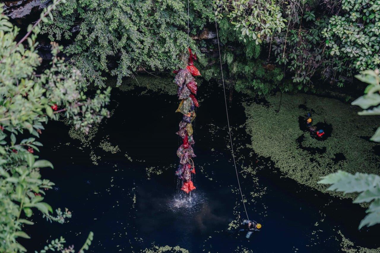 Photo of Sanean cenote de Tabi, sacan 850 kilos de basura