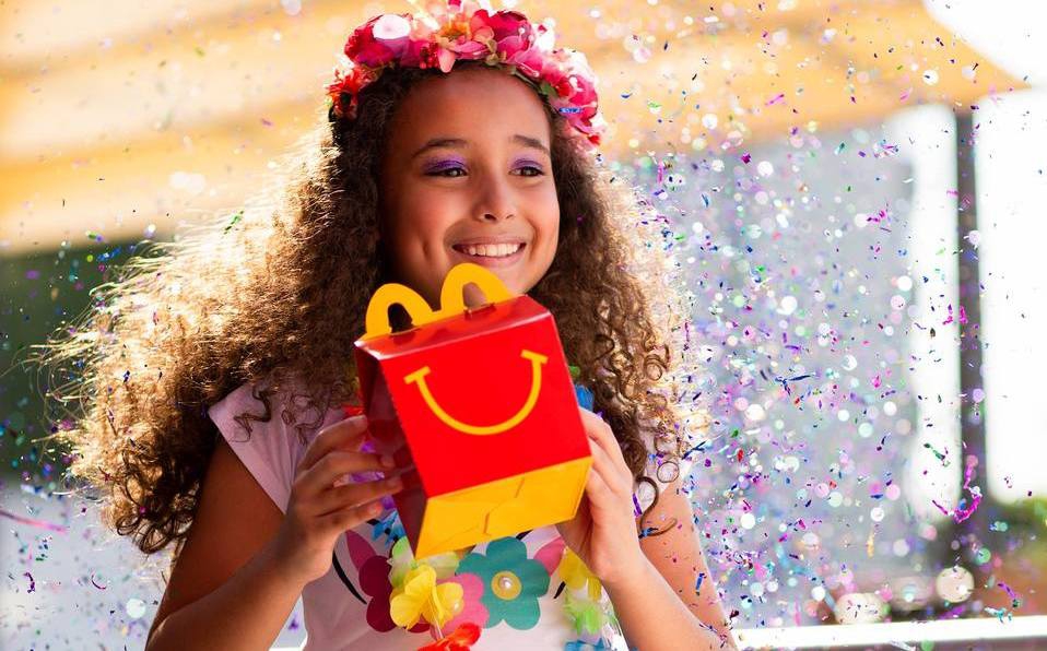 Photo of La Cajita Feliz de McDonald’s ahora es más saludable para tus hijos
