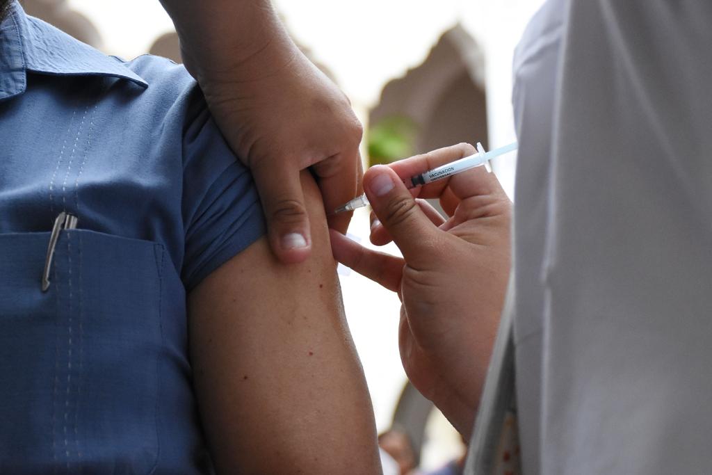 Photo of Refuerza SSY esquema de vacunación contra la influenza