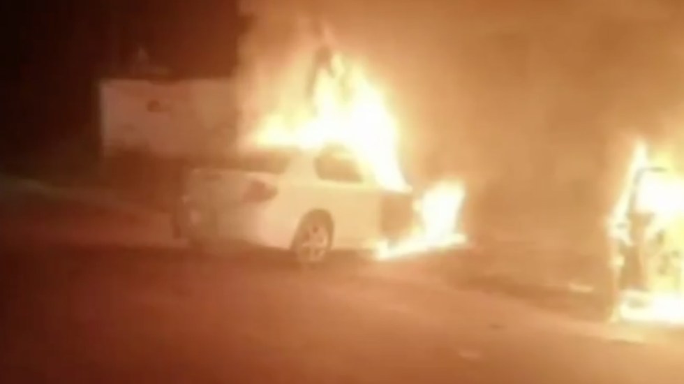 Photo of Operativo en Cereso de Ciudad Juárez deja 10 muertos y vehículos quemados