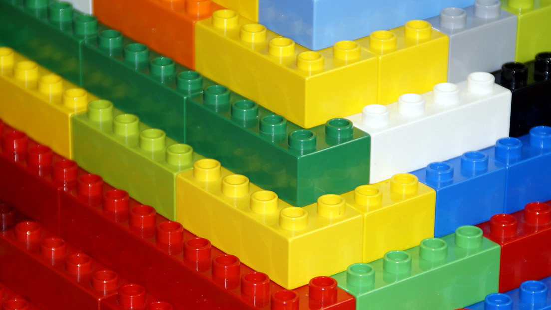 Photo of Las piezas de LEGO demuestran unas propiedades insólitas tras ser sometidas a frío absoluto