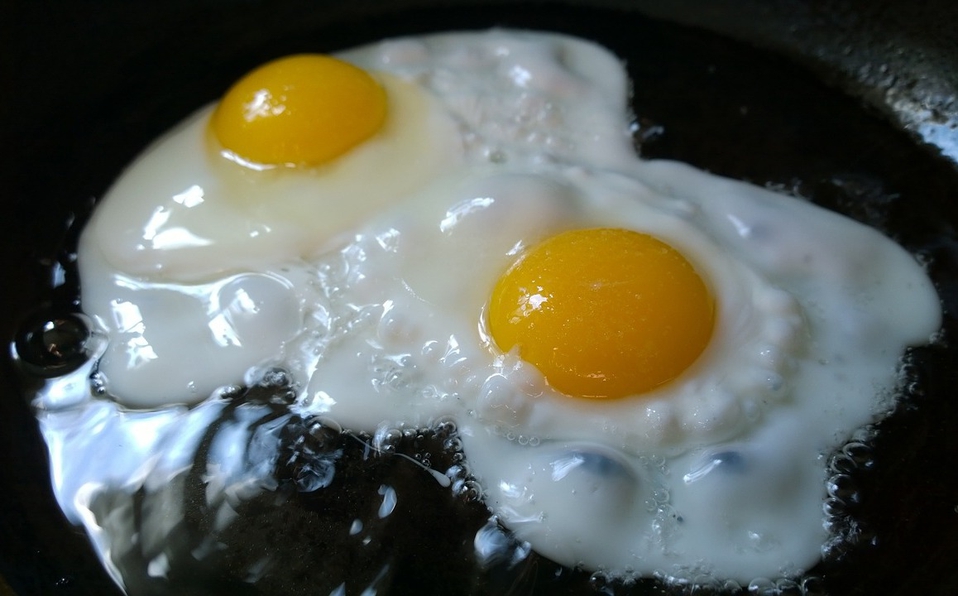 Photo of Falso, que comer huevo eleve el colesterol