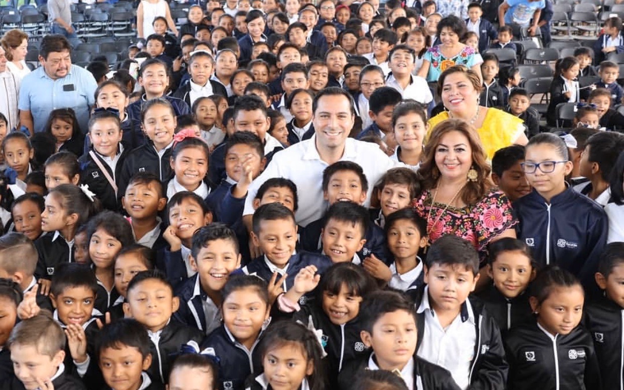 Photo of Firme compromiso de Mauricio Vila con la educación de las nuevas generaciones de yucatecos