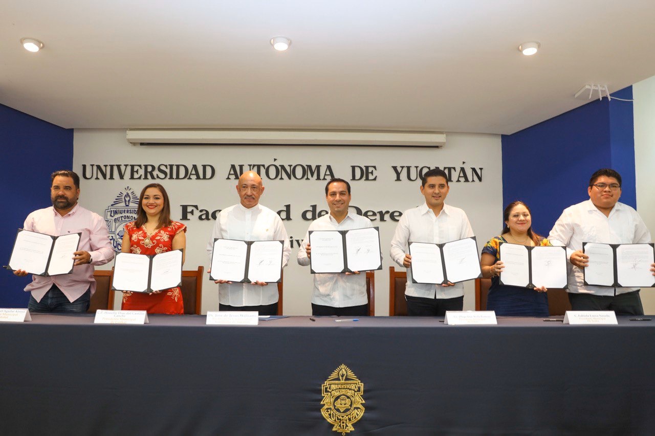Photo of Gobierno del Estado y la UADY suman esfuerzos con los municipios para ofrecer educación universitaria en línea