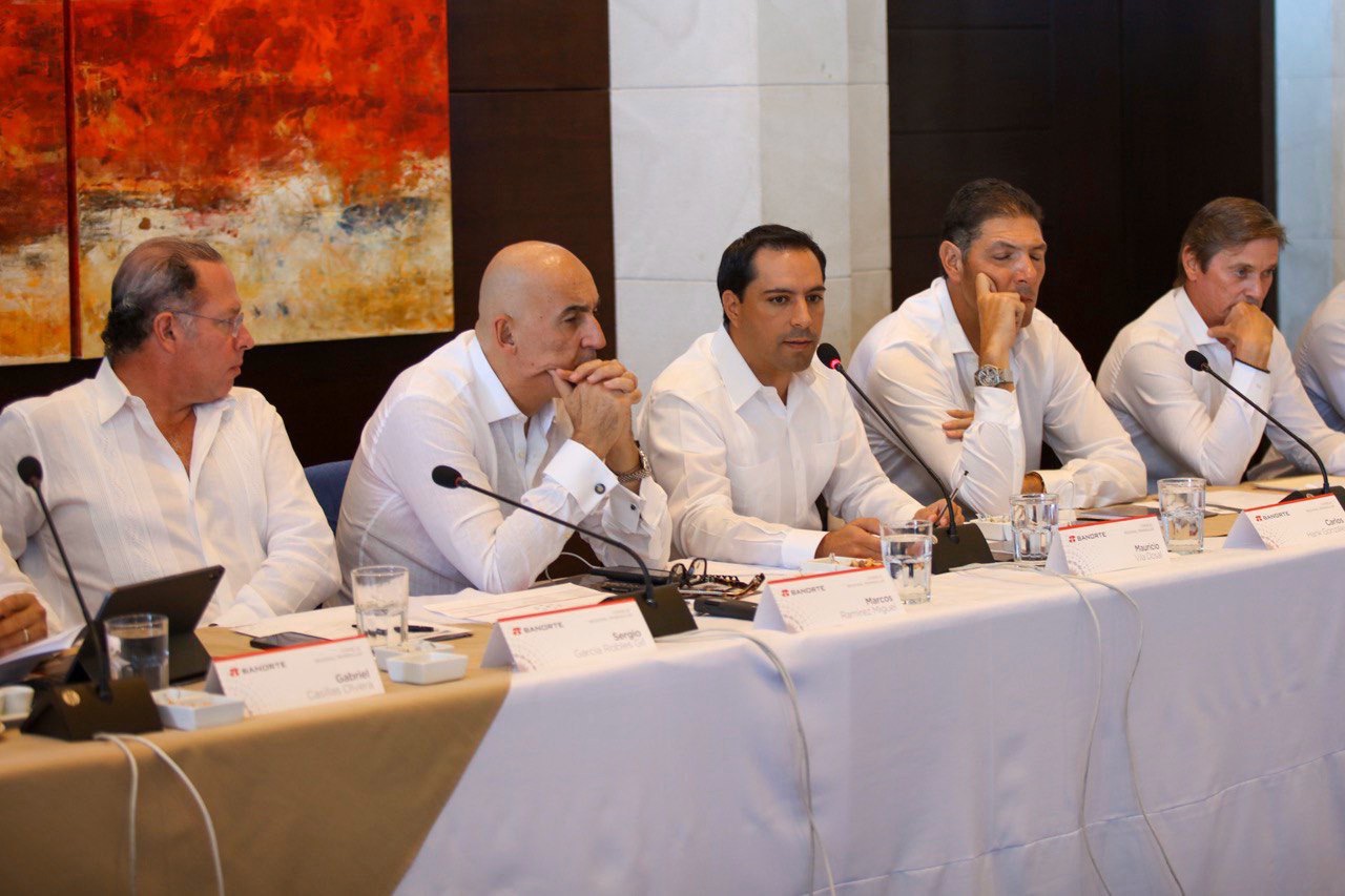 Photo of Gobernador Mauricio Vila expone potencial de Yucatán ante el Consejo Regional Peninsular del Grupo Financiero Banorte