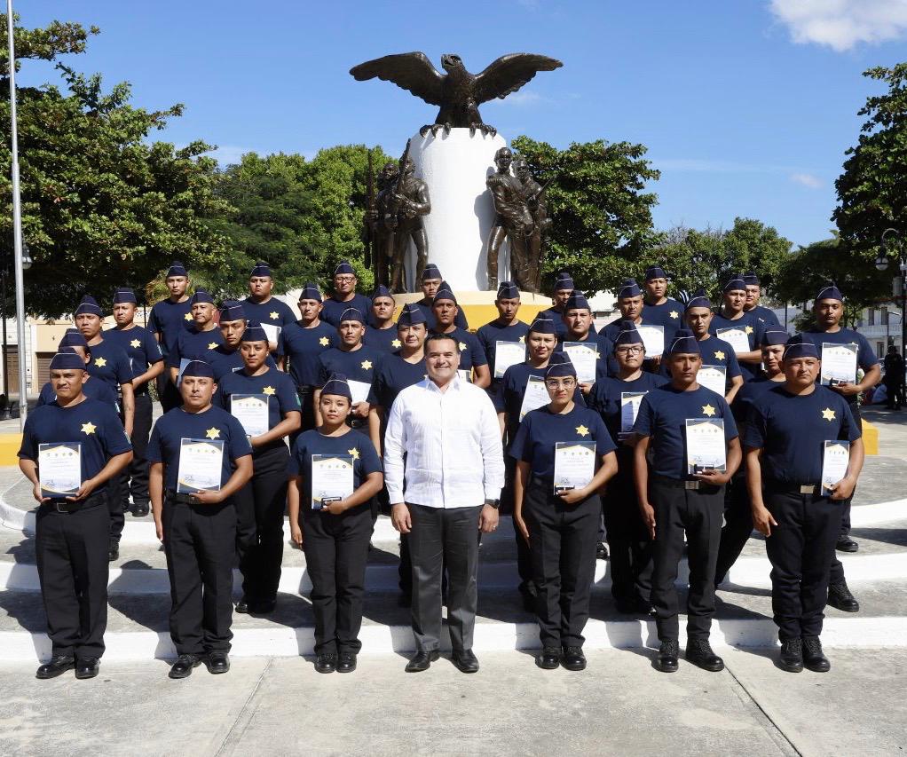 Photo of Mérida refuerza su seguridad con la incorporación de 33 nuevos elementos  de la Policía Municipal