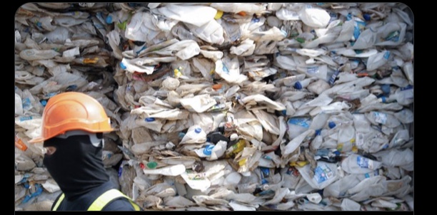 Photo of «No somos el basurero del mundo»: Malasia devuelve más de 3.700 toneladas de desechos a países desarrollados