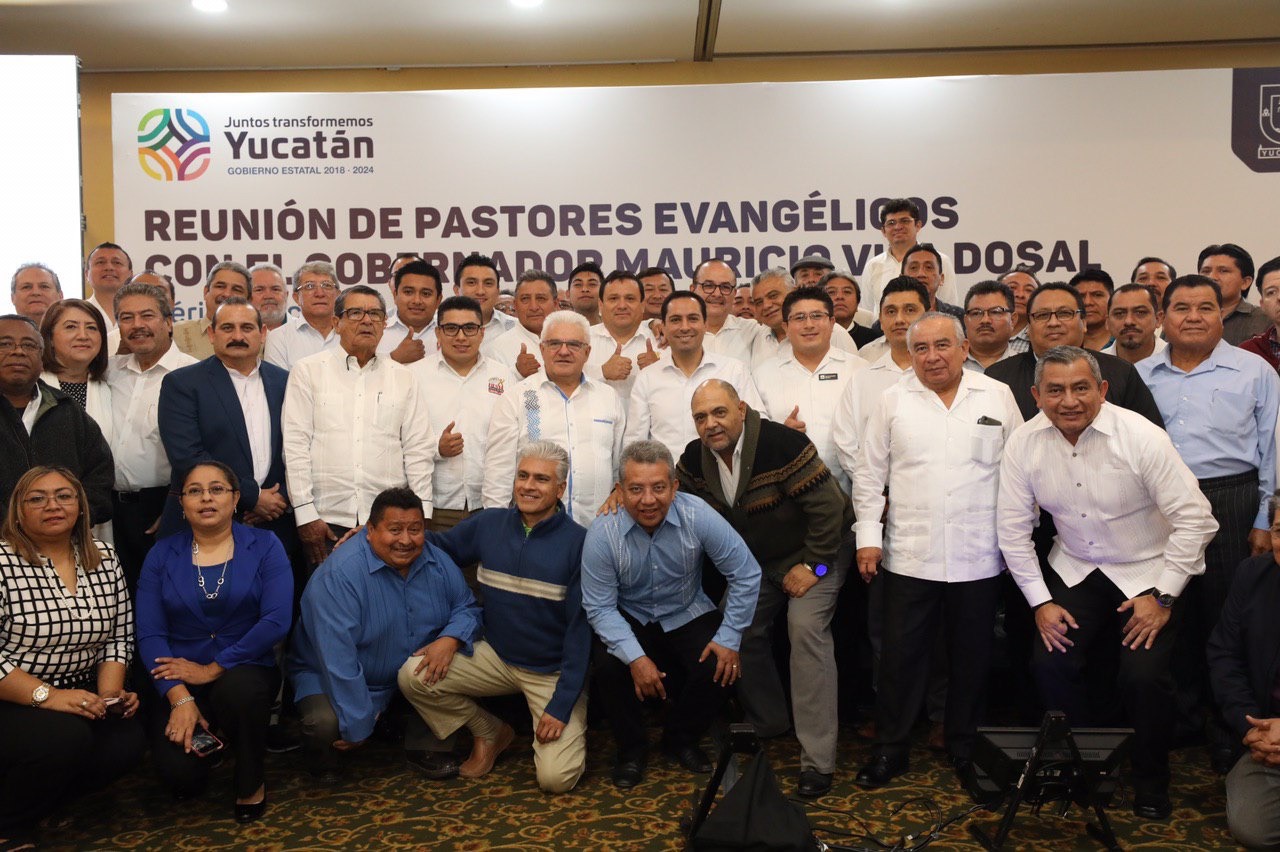 Photo of Líderes evangélicos en Yucatán respaldan trabajo del Gobernador Mauricio Vila Dosal