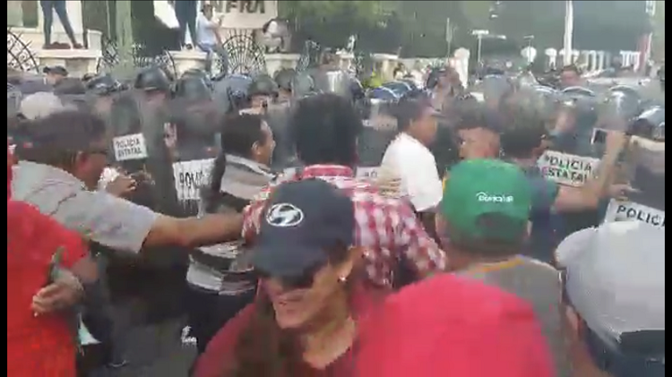 Photo of Sancionarán a policía que lanzó gas para disuadir a manifestantes