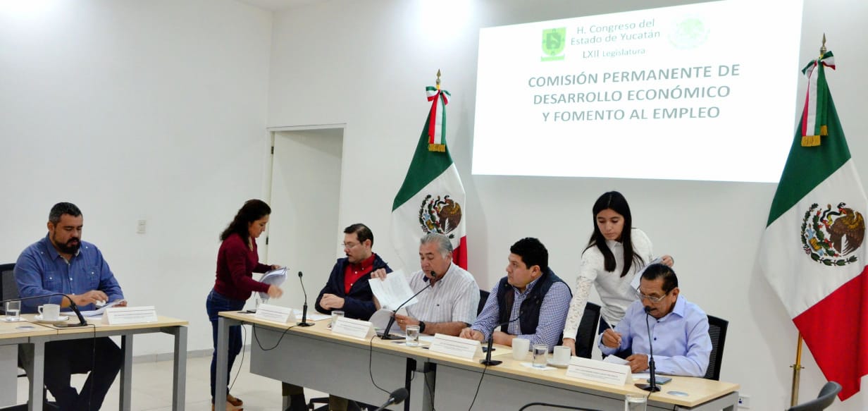 Photo of Aprueban en comisión proteger la integridad de los periodistas