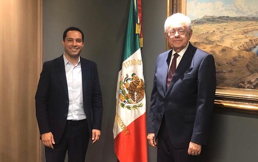 Photo of El Gobernador Mauricio Vila Dosal se reúne con el titular de la SCT, Javier Jiménez Espriú