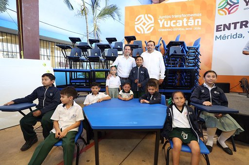 Photo of Mobiliario nuevo contribuye a mejorar la experiencia educativa de alumnos yucatecos
