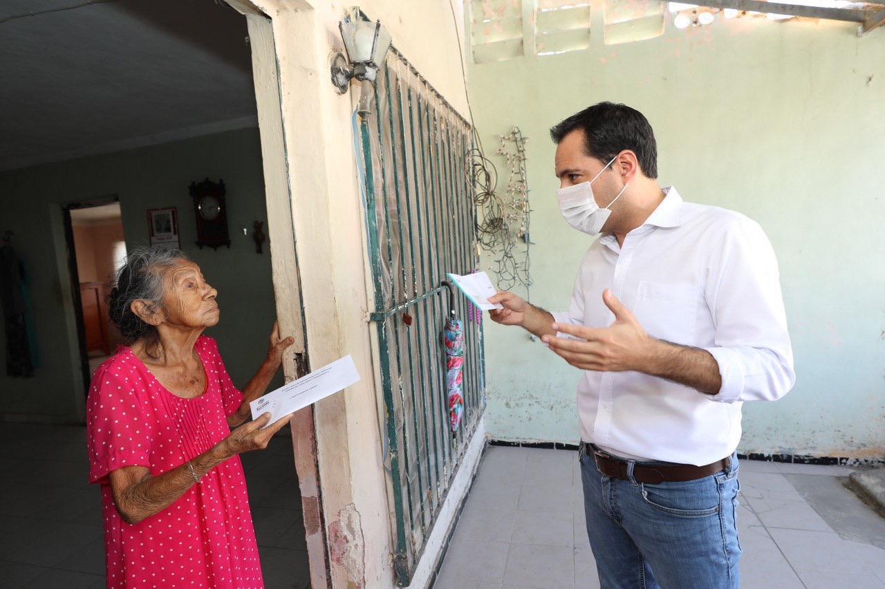 Photo of Gobernador Mauricio Vila lleva el pago de jubilados a su hogar; por el Covid-19  implementa Gobierno pagos vía electrónica