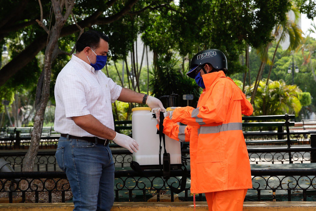 Photo of El alcalde Renán Barrera refuerza medidas de seguridad e higiene en la recolección de basura ante el Covid-19
