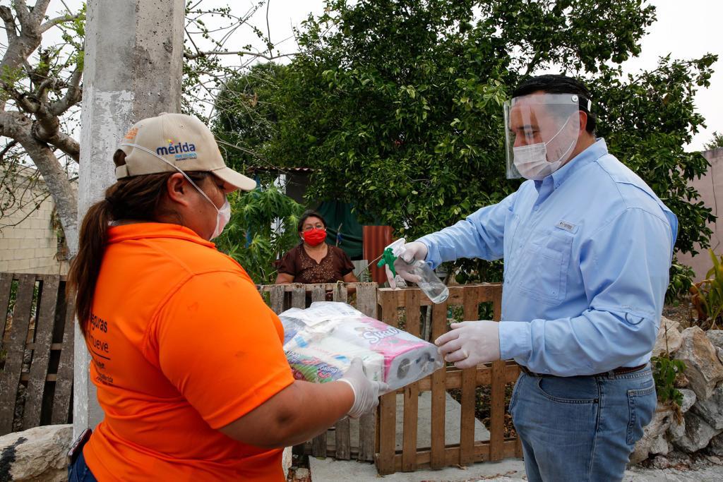 Photo of Se realiza la primera de cuatro entregas de apoyos alimentarios en las comisarías de Mérida