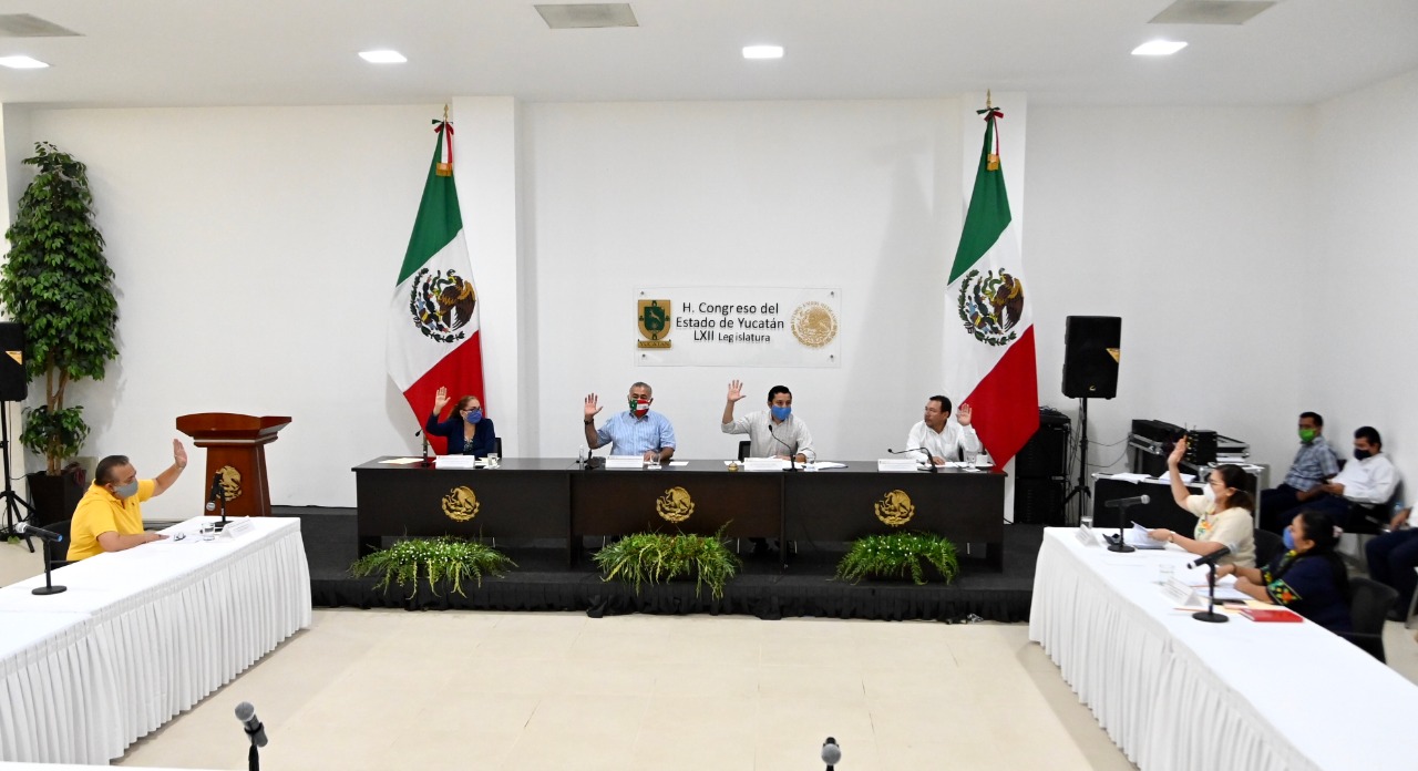 Photo of Diputados y Especialistas discuten Ley contra Adicciones